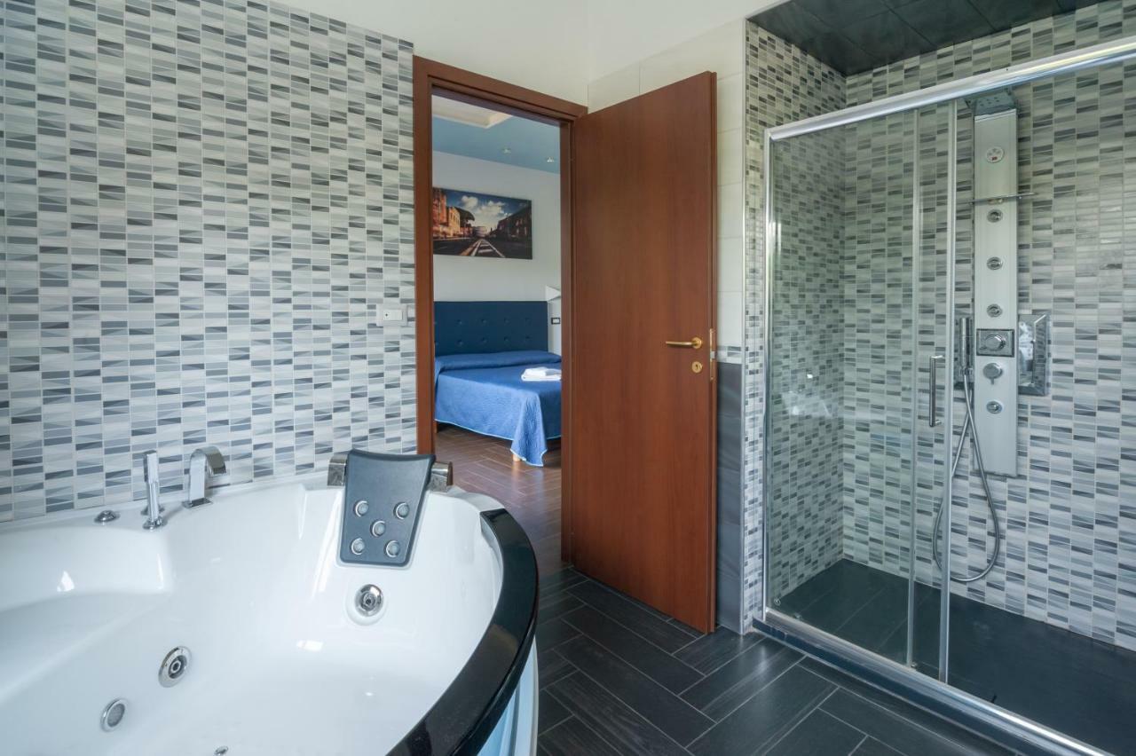 World Wide Bed - Prenestino Hotell Rom Exteriör bild